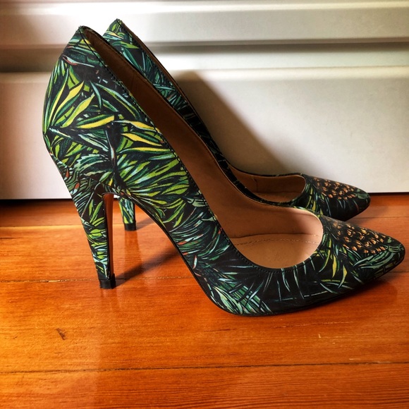 Zara Shoes - 👩🏻‍🎤 Zara Pineapple Shoes